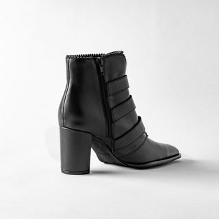 Adina Boot