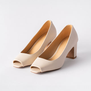 Arlette Pump